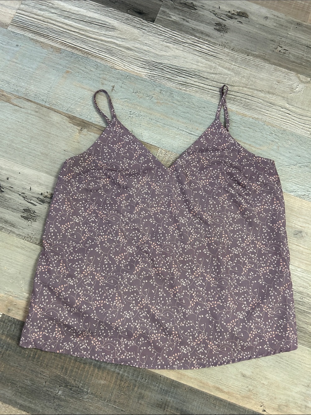 Wishlist Apparel Lavender Floral Spaghetti-Strap Cami Sz M lightweight TC0332
